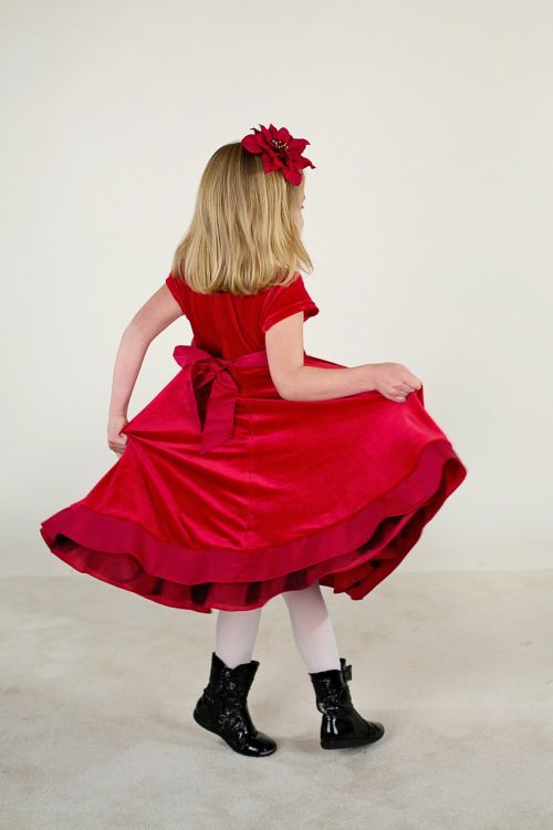 little girl red dress cute