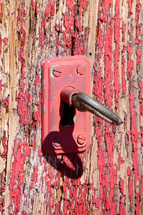 lock old peeling paint