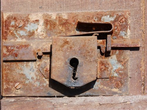 lock  bolt  door