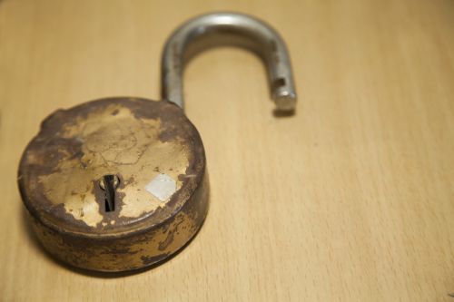 lock broken lock old lock