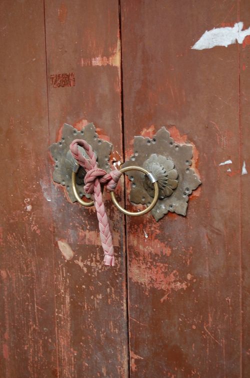 lock door artistic conception
