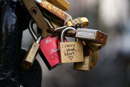 locks love eternal love