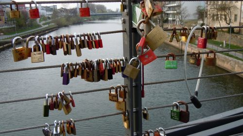 locks bridge romantic