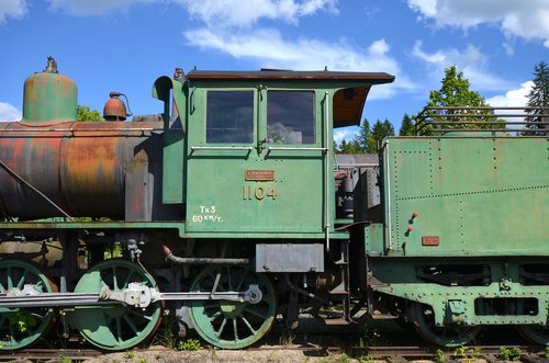 locomotive  old  rust