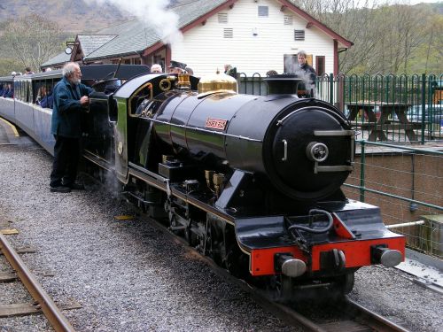 locomotive engine steam