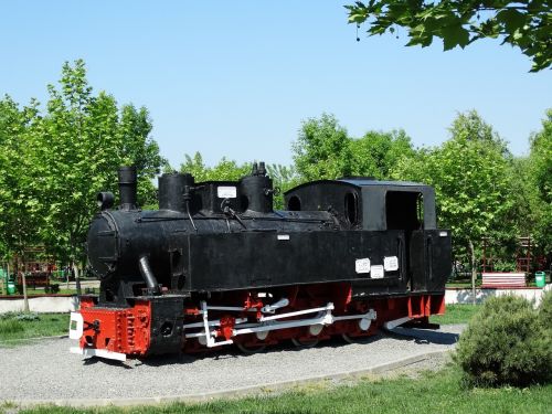 locomotive reconditioned old