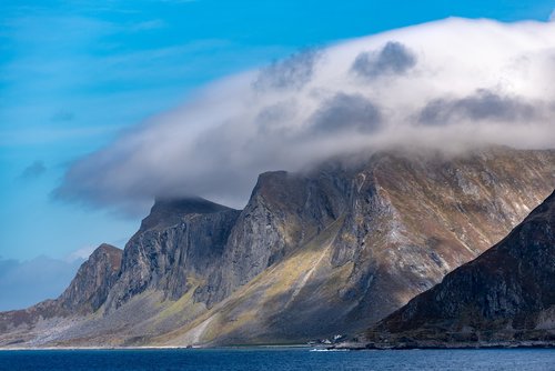 lofoten  top  mountain