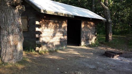 log shelter backpacking wisconsin