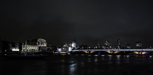 river london night