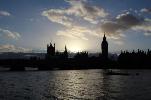 london river clouds