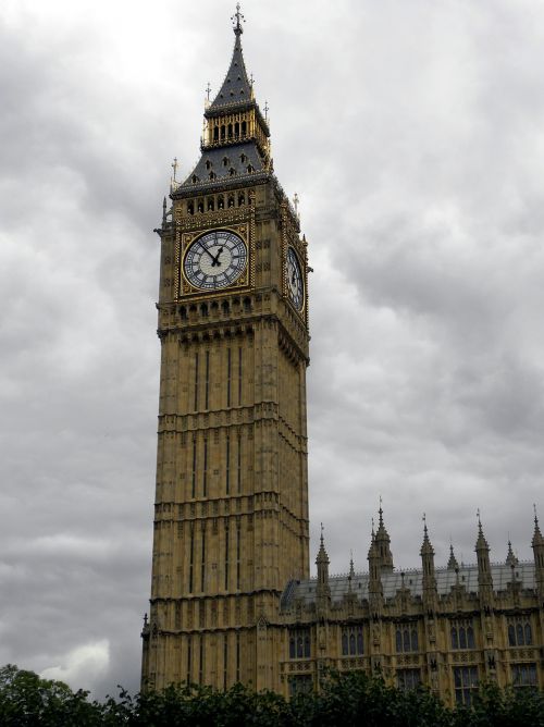 london big ben clock tower