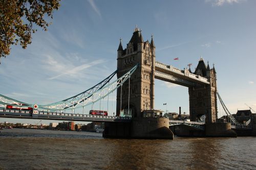 london tower bridge the river thames