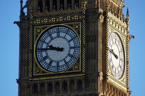 london  tower  clock