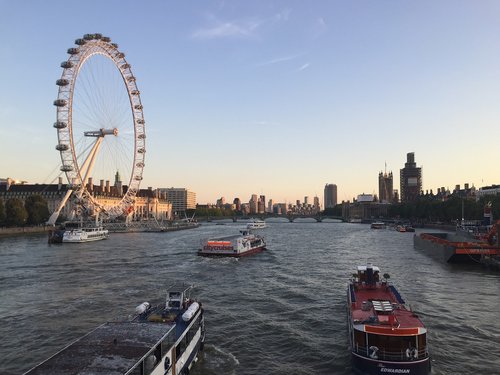 london  river thames  england