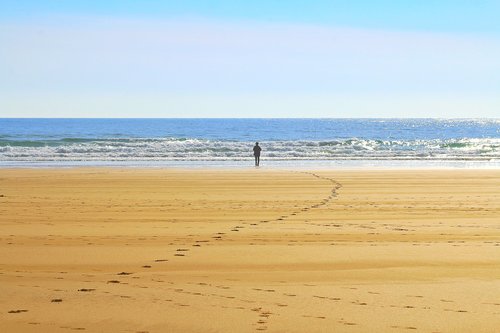 lonely  atlantic  beach
