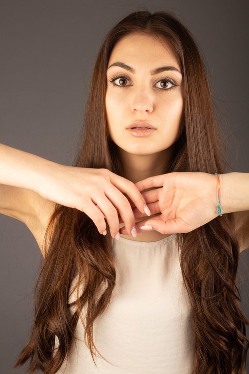 long hair  model  beauty