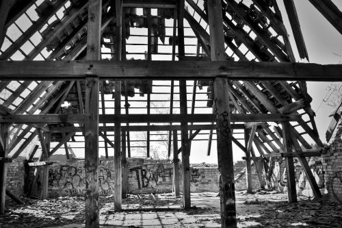 lost places ruin roof truss