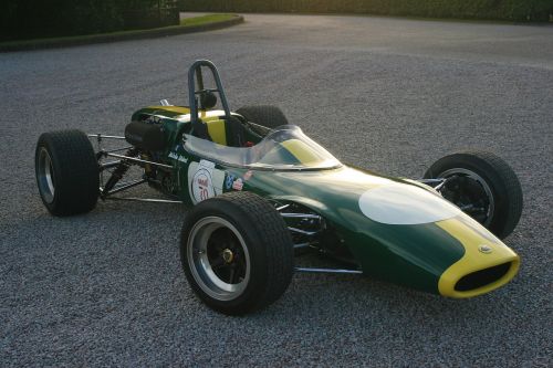 lotus racing car car