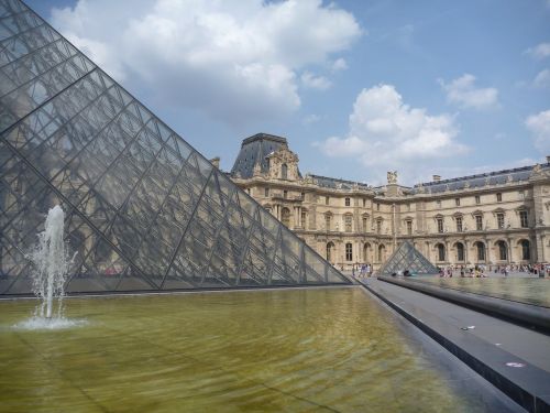 louvre paris france