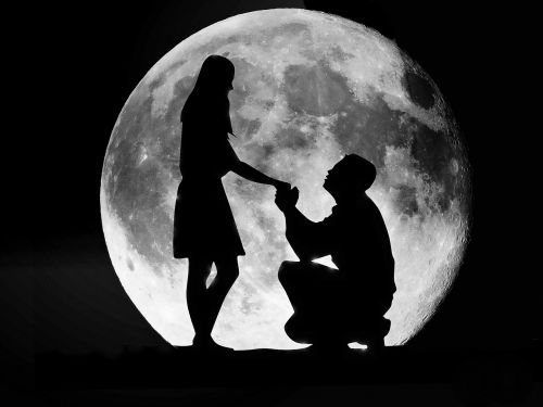 love couple moon