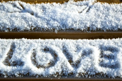 love heart snow