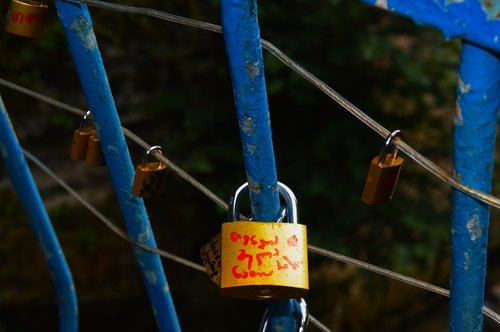 love  locks  padlock