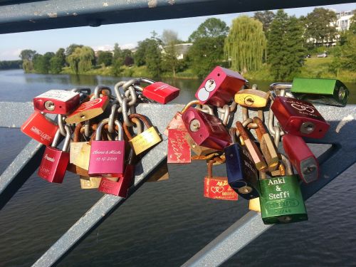 love locks castles love