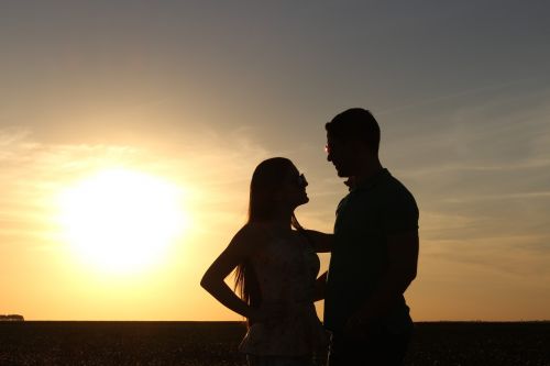 love story silhouette sunset