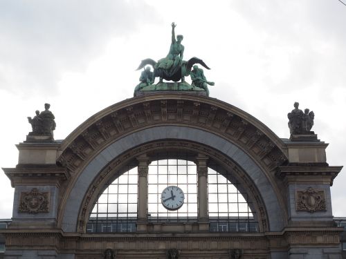 lucerne railway station station portal statues