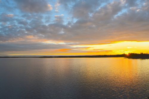 luleå water evening sun