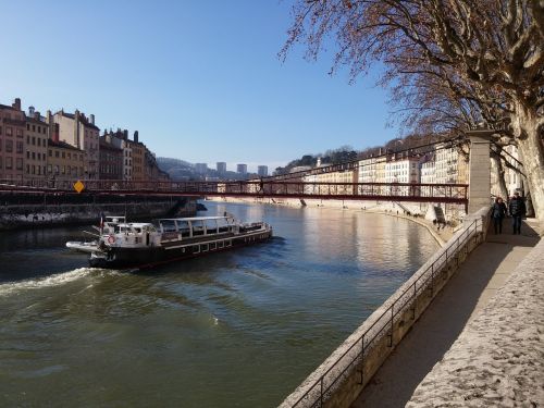 lyon france wharf saônes