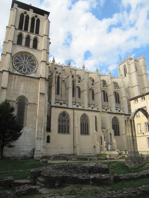 lyon cathedral historic building