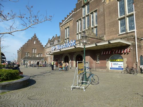 maastricht station center