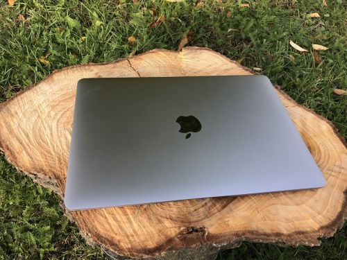 macbook space gray wood