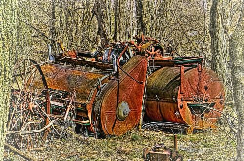 machinery rusted rust