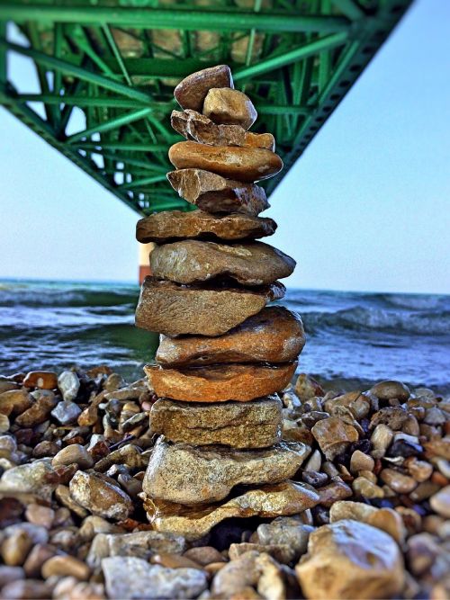 mackinaw bridge stones