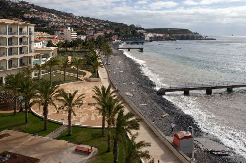 madeira santa cruz beach