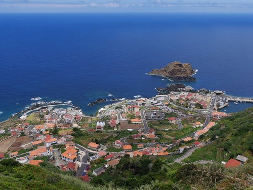 madeira portomoniz  portugal  atlantic