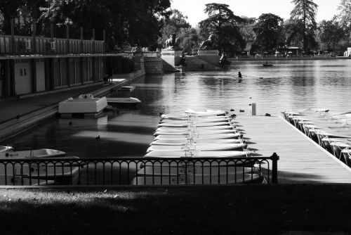 madrid country house boats