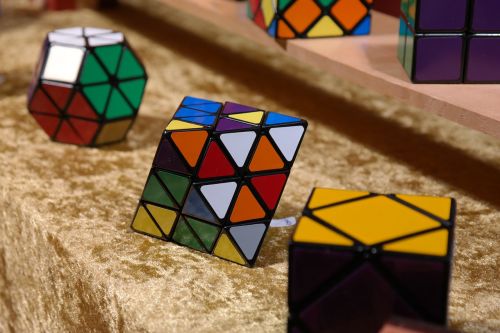 magic cube patience games puzzle