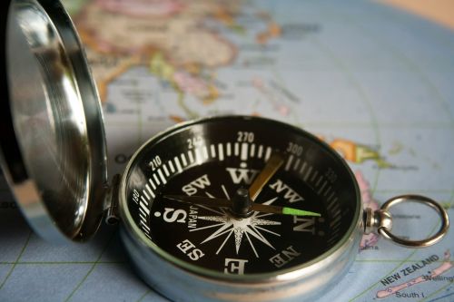 magnetic compass navigation direction