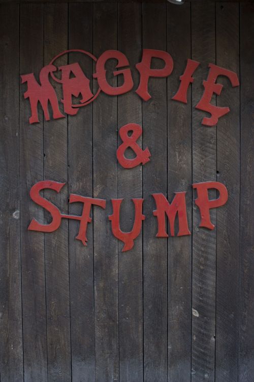 Magpie And Stump Pub Sign