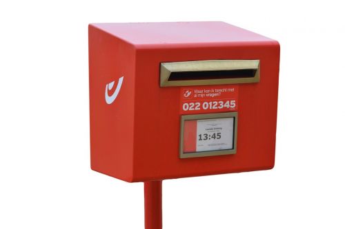 mailbox post slot