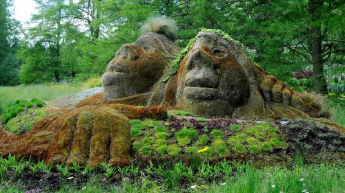 mainau stone figures nature