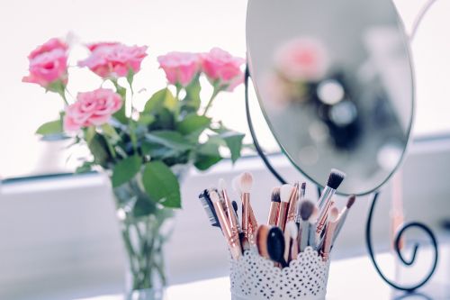 makeup brush beauty