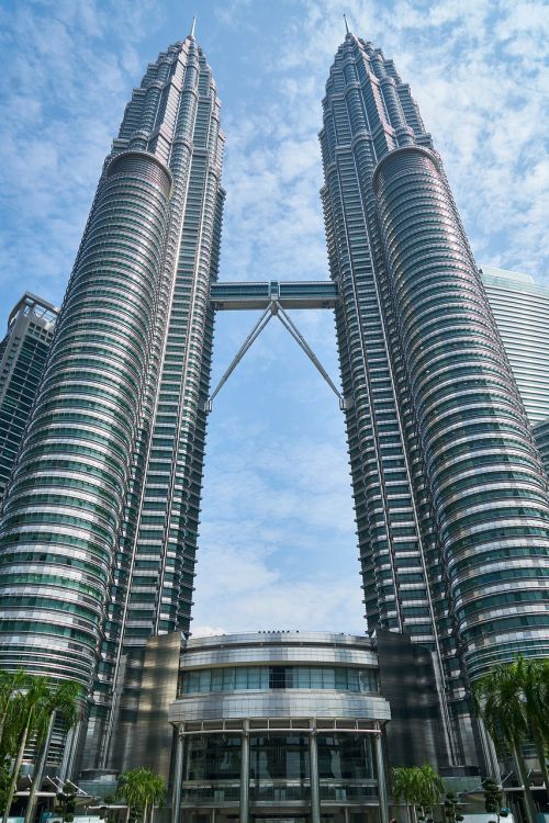 malaysia skyscraper building