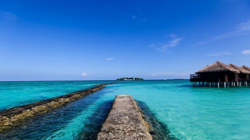 maldives sea blue sky