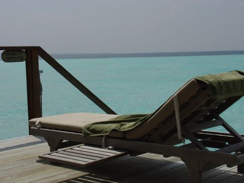 maldives water bungalow indian ocean