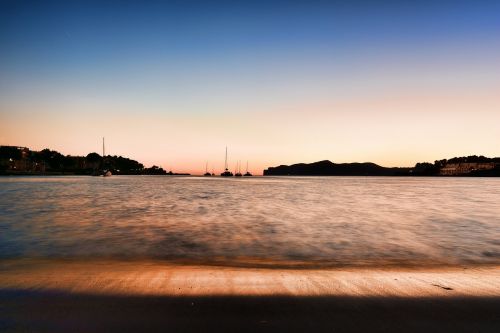 mallorca night beach