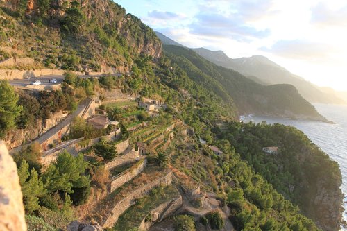 mallorca  mountain  terraces